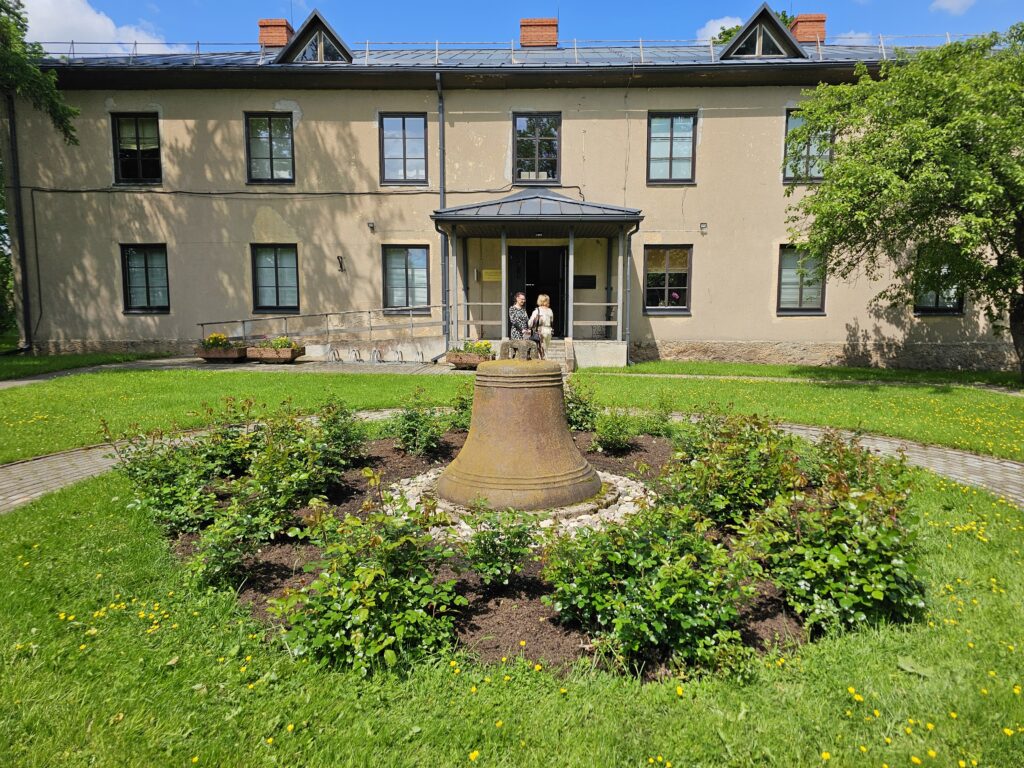 Aluksniesiem.lv raksta attēla aizvietotājs