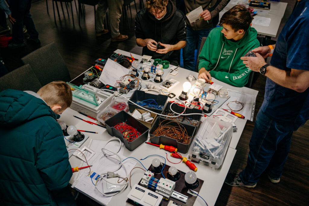 Aluksniesiem.lv raksta attēla aizvietotājs