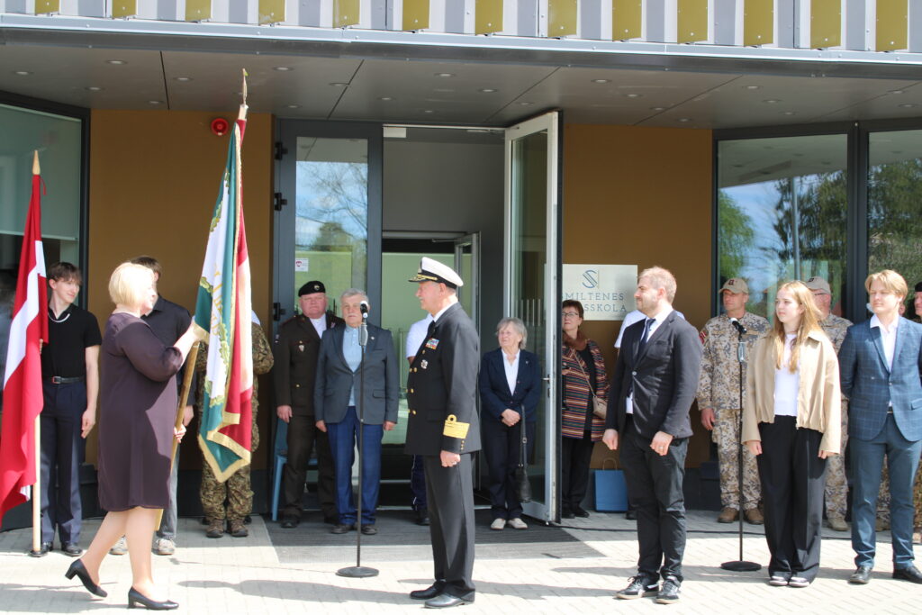 Aluksniesiem.lv raksta attēla aizvietotājs